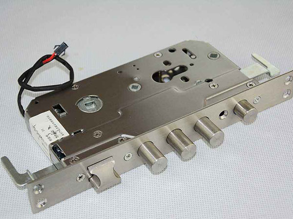 南岔24小时上门开锁公司